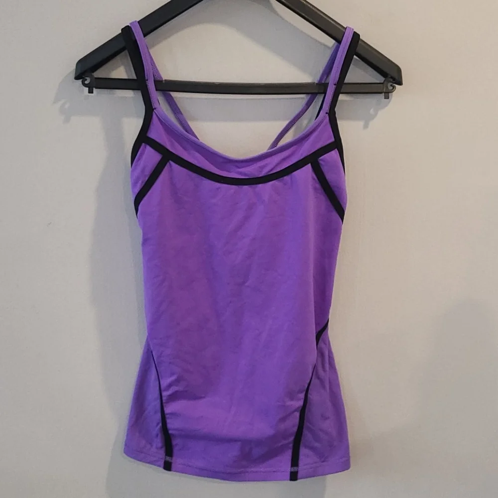 Lululemon Ignite Tank

Power Purple / Black - Picture 9 of 10